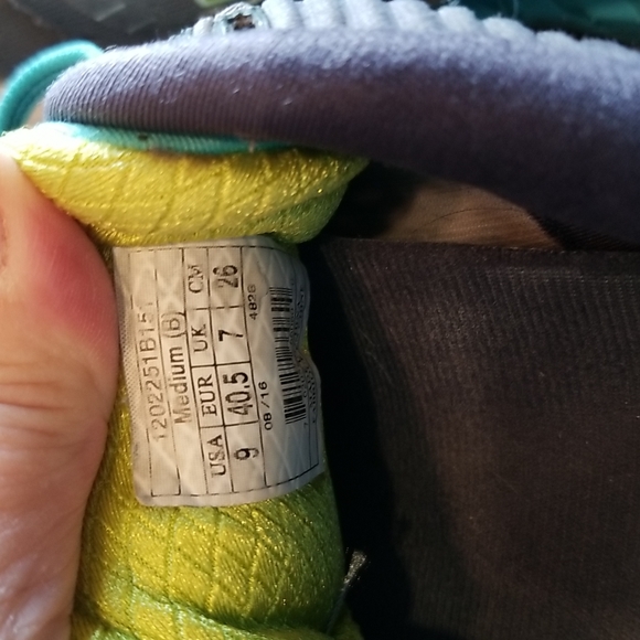 Brooks Ghost Running Shoes - Picture 5 of 9